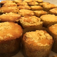 Coffee cake with almond streusel