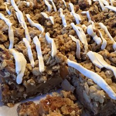 Brown Butter Apple Pecan Streusel 